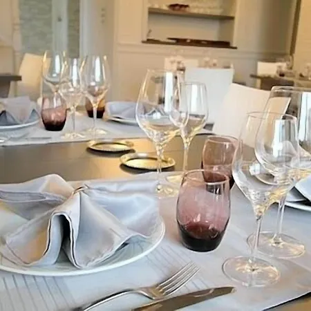 ホテル ロジ レストラン ル グラン テュルク