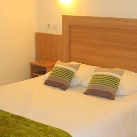 Ξενοδοχείο Logis Restaurant Le Grand Turc 3*