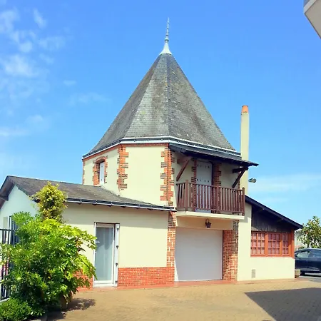 Hotel Logis Restaurant Le Grand Turc LʼOie