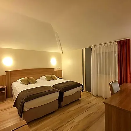 Logis Restaurant Le Grand Turc Hotel 3*