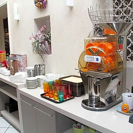 Logis Restaurant Le Grand Turc Hotel 3*