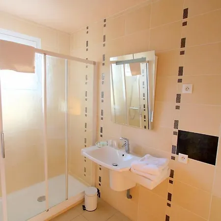 Logis Restaurant Le Grand Turc 3* LʼOie