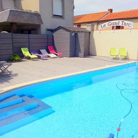 Logis Restaurant Le Grand Turc Hotel 3*